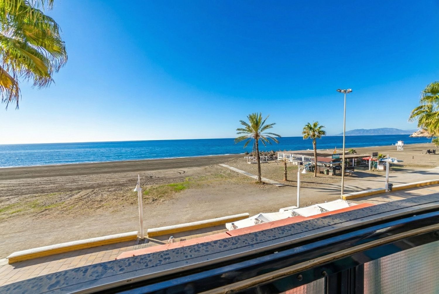 Vista exterior de Pis en venda en Rincón de la Victoria amb Jardí privat, Terrassa i Traster