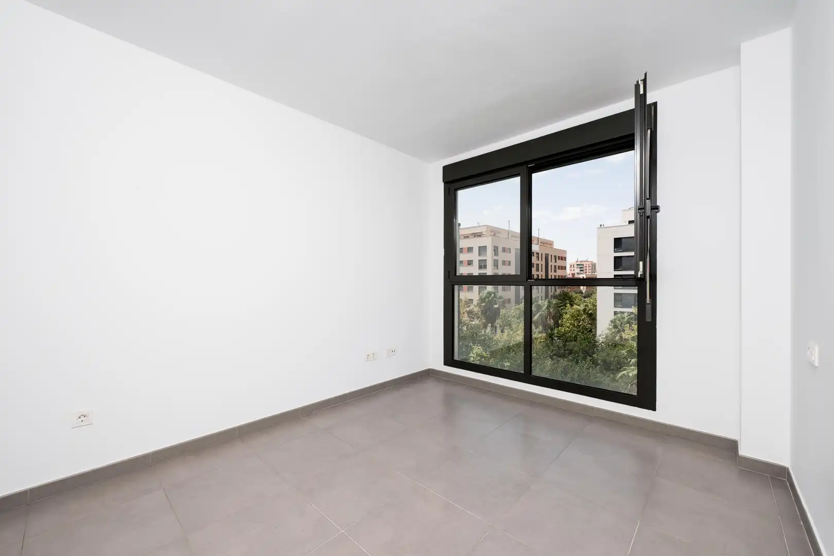 Piso con terraza en venta en María Fernanda D'Ocon 6, imagen 6