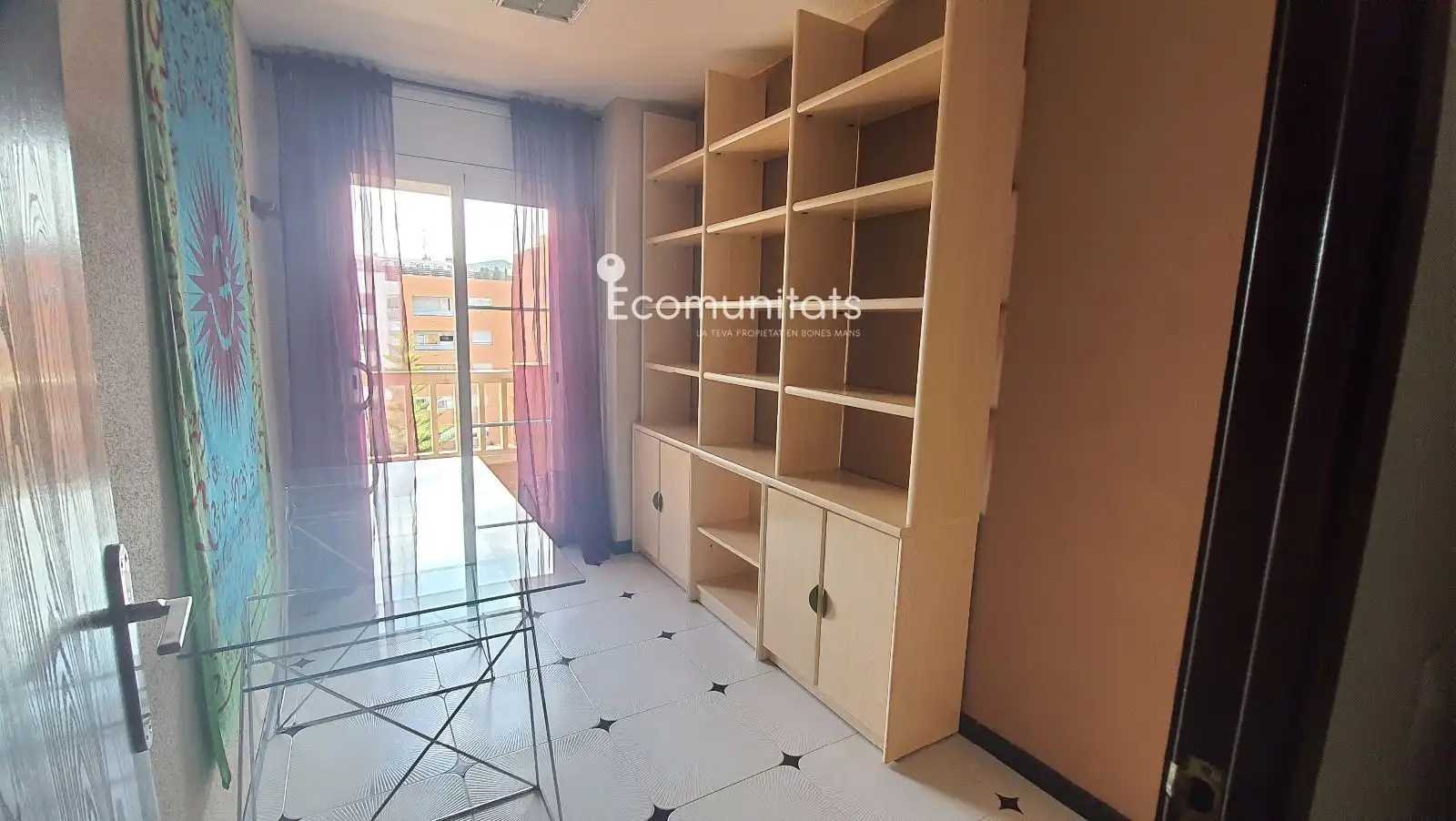 Wohnung zur Miete in Tortosa mit Klimaanlage und Terrasse
