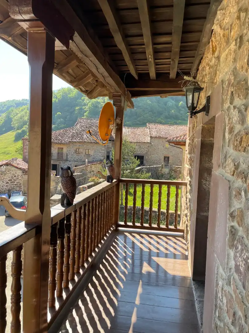 Terraza de Casa adosada en venta en Polaciones con Amueblado, TV y Balcón
