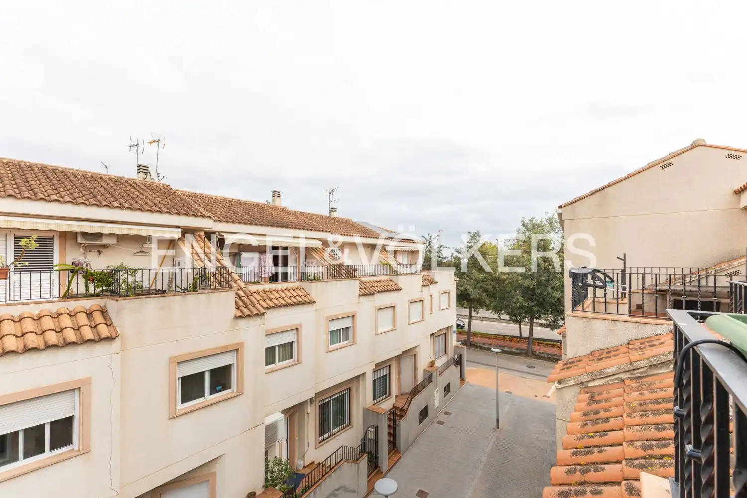Vista exterior de Casa o chalet en venta en La Pobla de Farnals con Aire acondicionado, Calefacción y Parquet