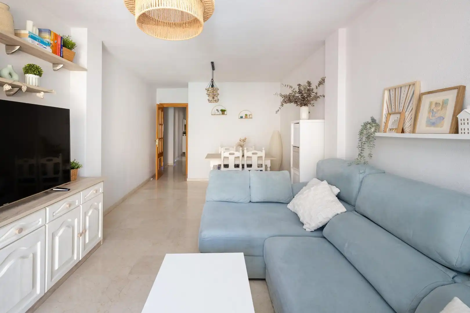 Sala de estar de Piso en venta en Churriana de la Vega con Aire acondicionado, Calefacción y Balcón