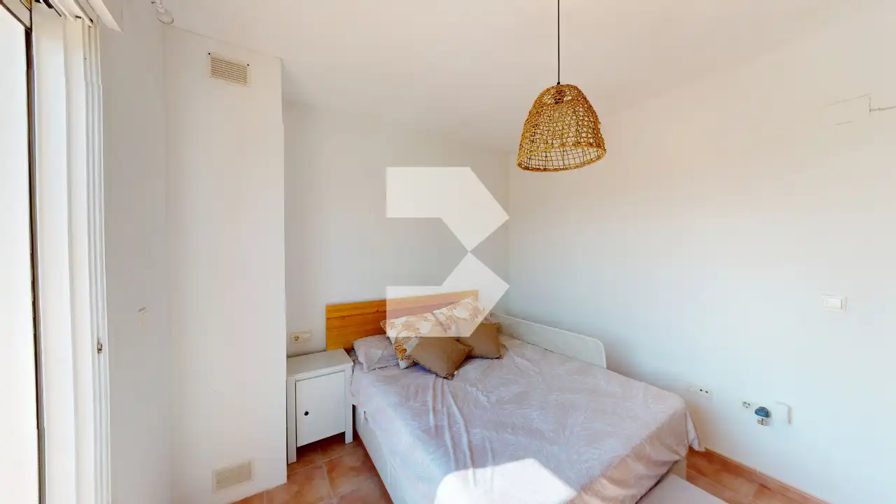 Schlafzimmer von Einfamilien-Reihenhaus zum Verkauf in Mutxamel mit Klimaanlage, Heizung und Terrasse