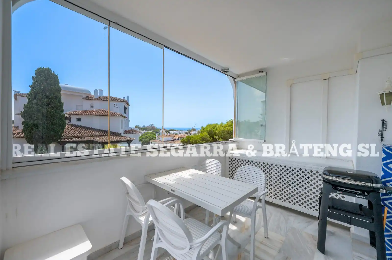 Exterior view of Apartments for sale in Marbella  with Air Conditioner, Terrace and Furnished