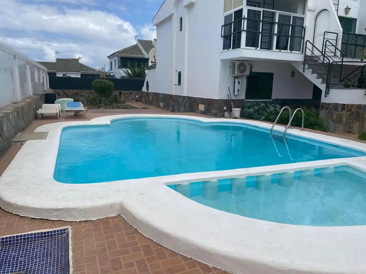 Piscina de Apartamento de alquiler en San Bartolomé de Tirajana con Terraza, Amueblado y Piscina comunitaria