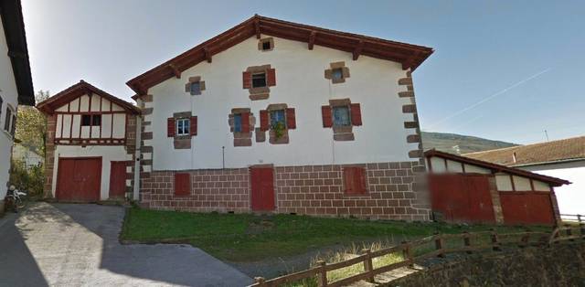 Edificio en Venta en Calle Lapiztegia en Zugarramurdi