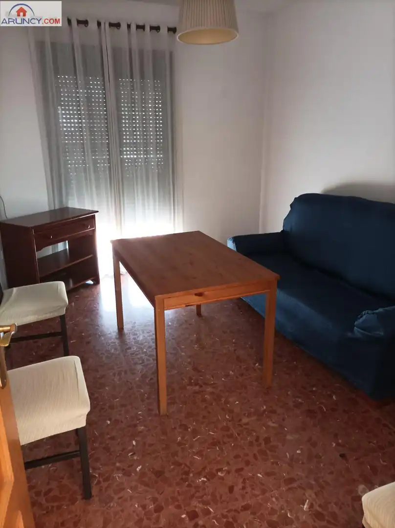 Sala d'estar de Casa o xalet en venda en Alcalá de Guadaira amb Aire condicionat, Calefacció i Terrassa