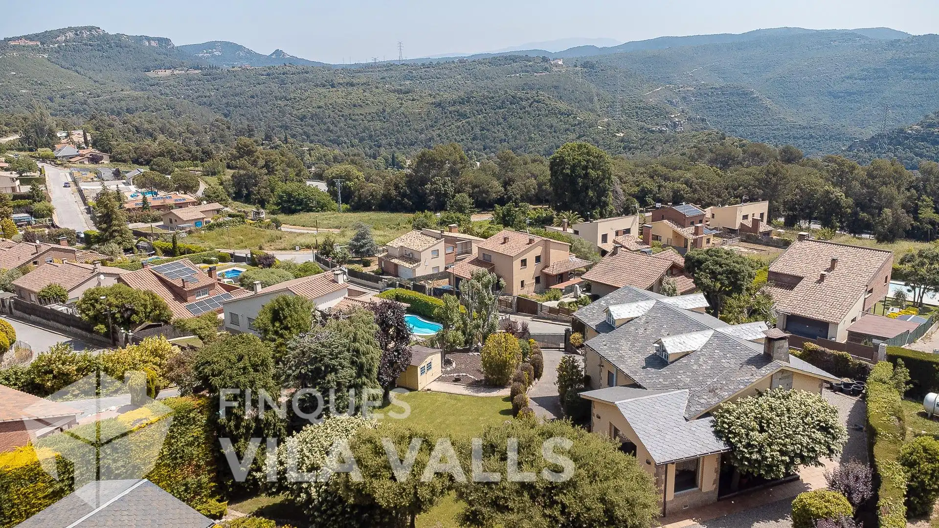 Vista exterior de Casa o xalet en venda en Sant Quirze Safaja amb Aire condicionat