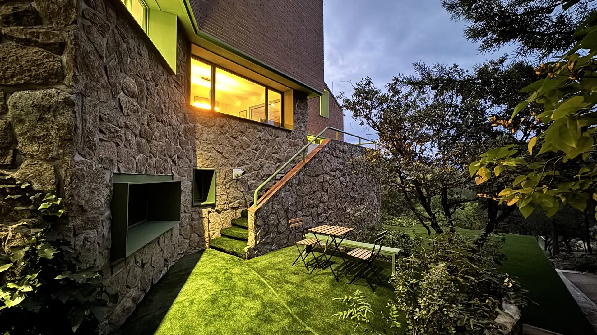 Terrassa de Casa o xalet en venda en Collado Villalba amb Calefacció, Jardí privat i Terrassa
