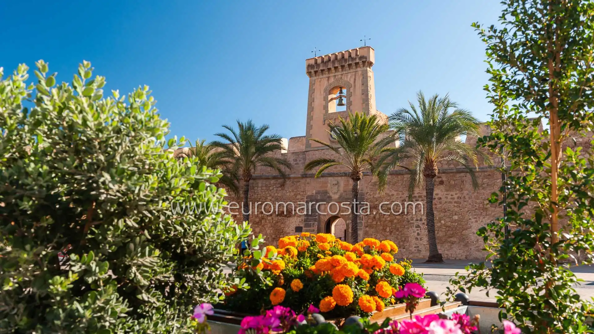 Exterior view of Houses for sale in Elche / Elx  with Air Conditioner, Heating and Private garden