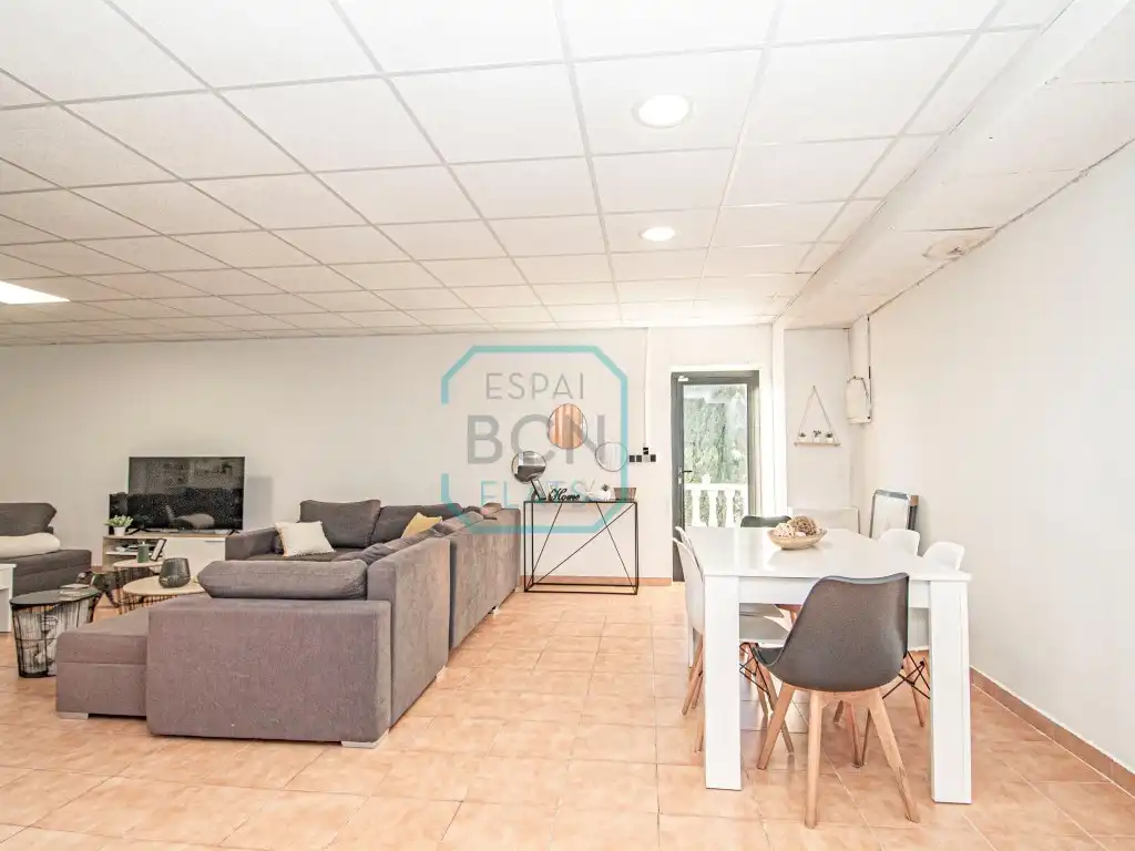 Wohnzimmer von Haus oder Chalet zum Verkauf in Calafell mit Klimaanlage, Schwimmbad und Balkon