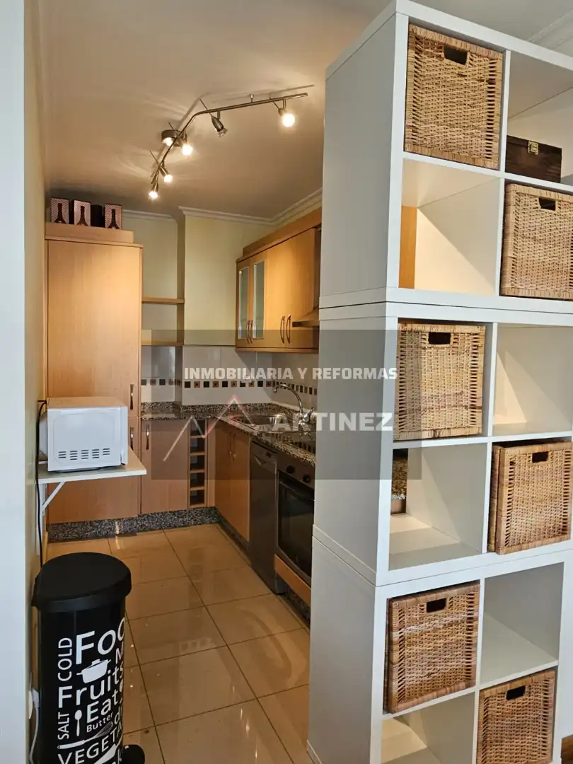 Cuina de Apartament en venda en Cedeira amb Aire condicionat, Calefacció i Parquet
