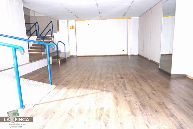 Local comercial en Alquiler en  PUMARIN  en Milán - Pumarín