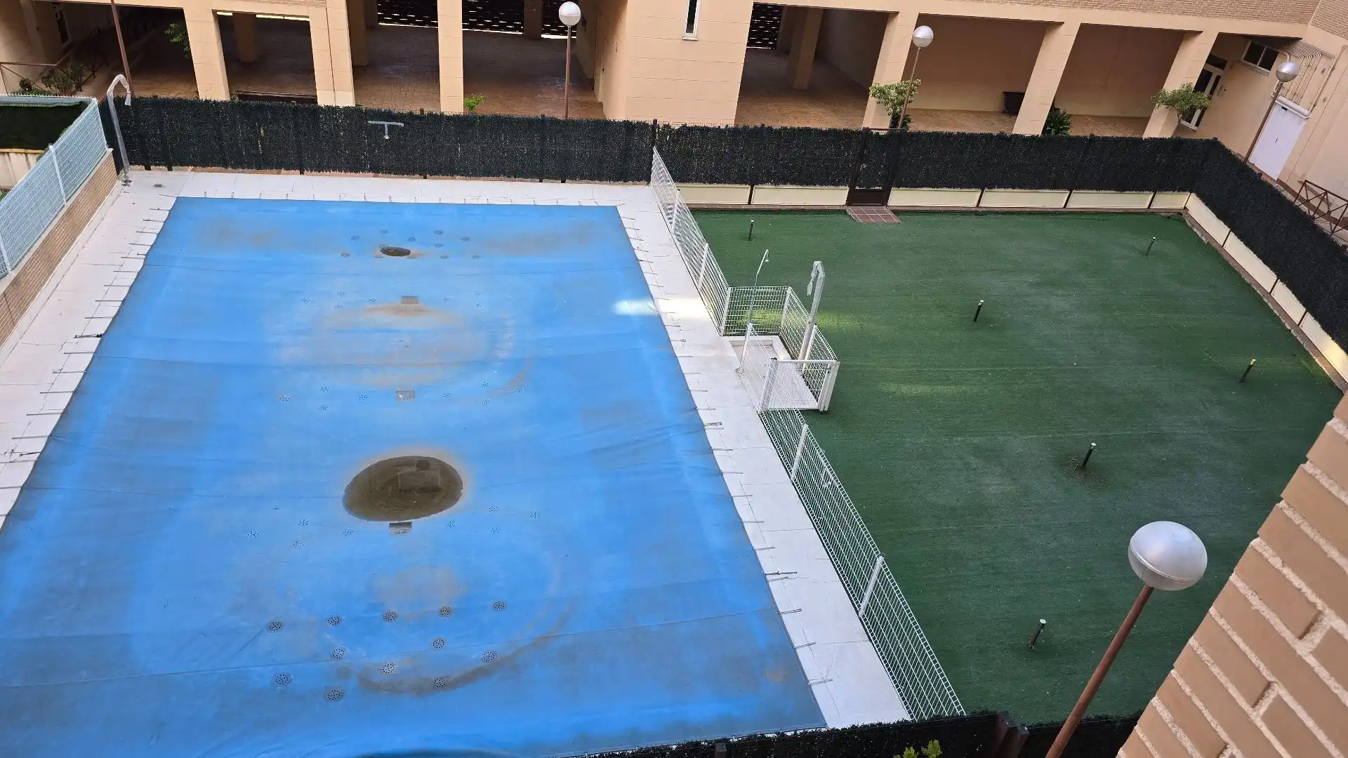 Piscina de Piso en venta en Parla con Calefacción, Terraza y Trastero