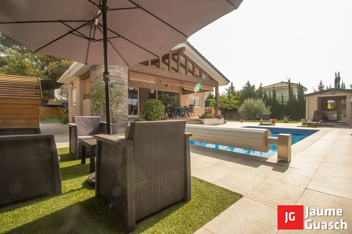 Terraza de Casa o chalet en venta en El Vendrell con Aire acondicionado, Calefacción y Jardín privado