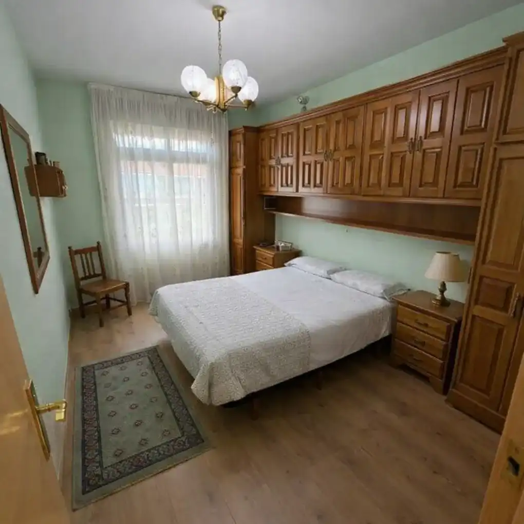 Schlafzimmer von Wohnung zum Verkauf in Vitoria - Gasteiz mit Heizung, Terrasse und Abstellraum