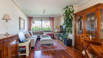 Living room of Flat for sale in  Madrid Capital