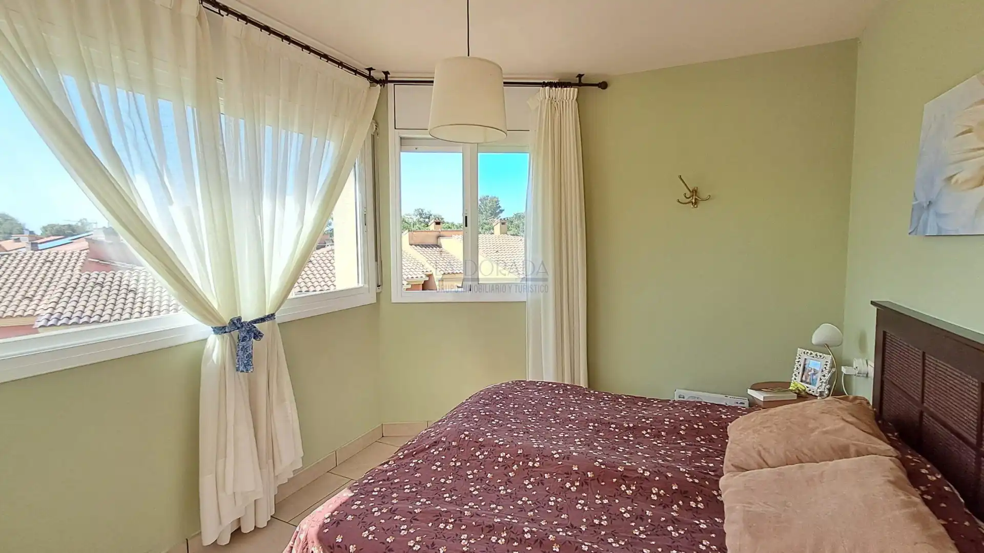 Habitación de Casa adosada en venta en Mont-roig del Camp con Aire acondicionado, Terraza y Trastero
