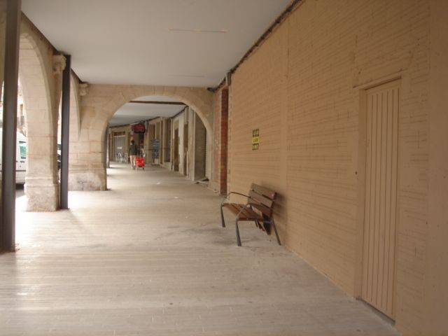 Local comercial en Alquiler en Bellpuig