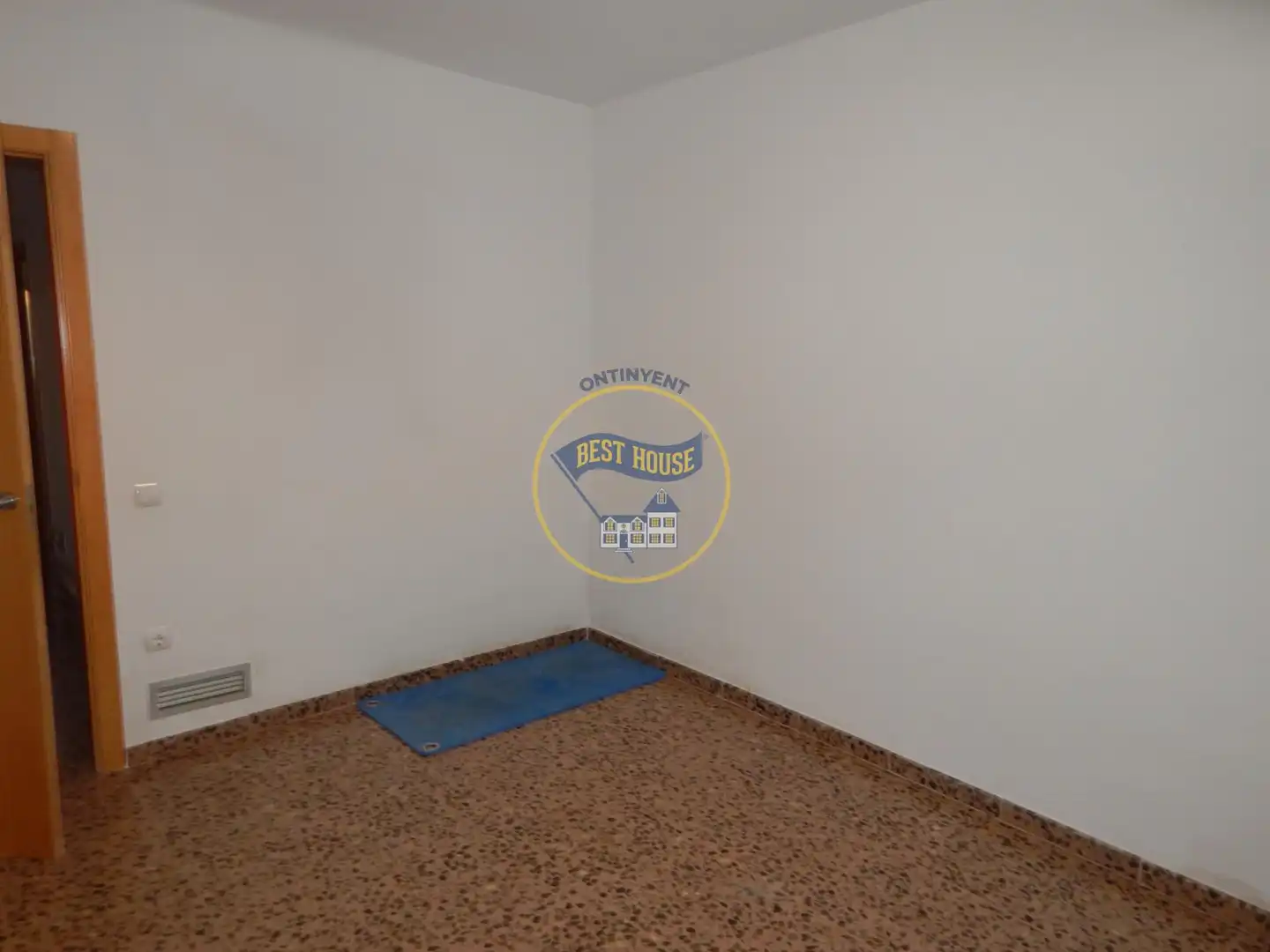 Wohnung zum Verkauf in Bocairent mit Klimaanlage, Heizung und Abstellraum