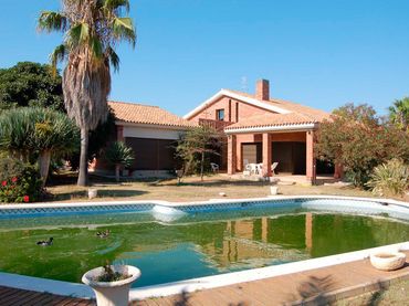 Casa rústica con piscina en venta en Nord