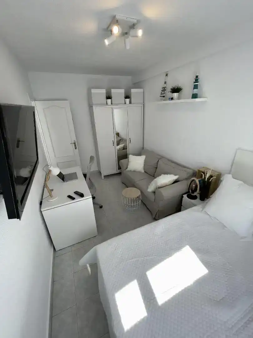 Bedroom of Flat for share in Getafe  with Furnished, Oven and Washing machine