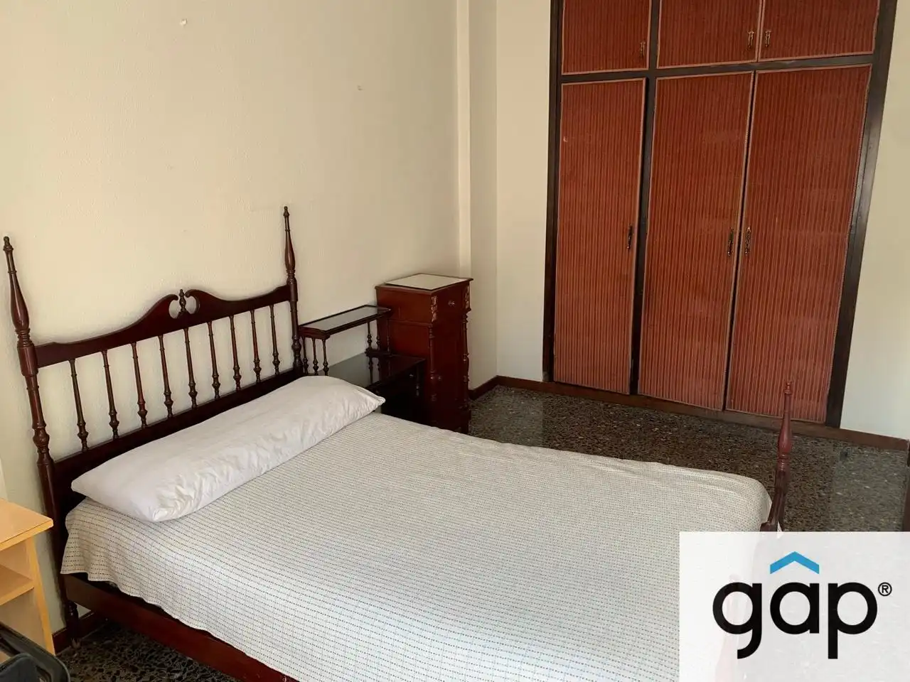 Bedroom of Flat for rent in Cuenca  with Heating, Terrace and Furnished