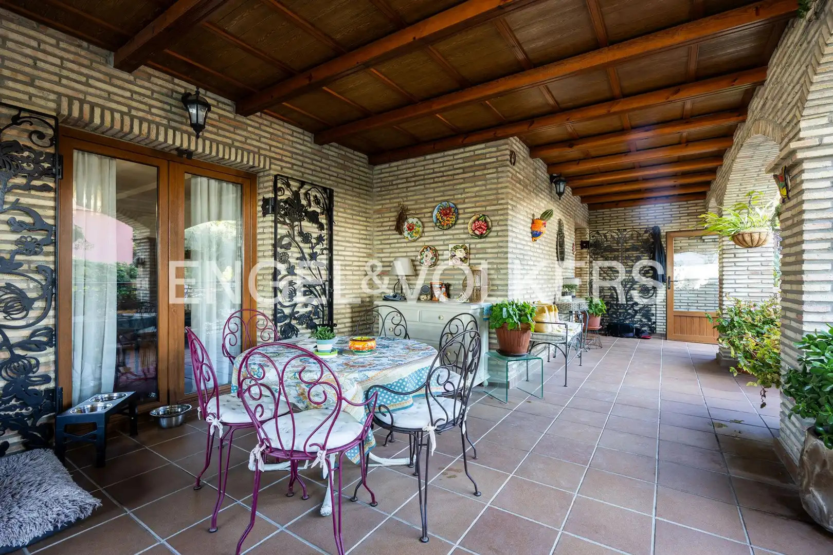 Terrassa de Casa o xalet en venda en Chiclana de la Frontera amb Aire condicionat, Calefacció i Jardí privat