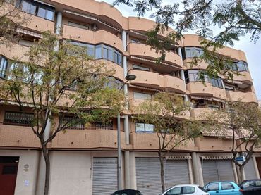 Pis amb ascensor en venda a Lillo Juan 82