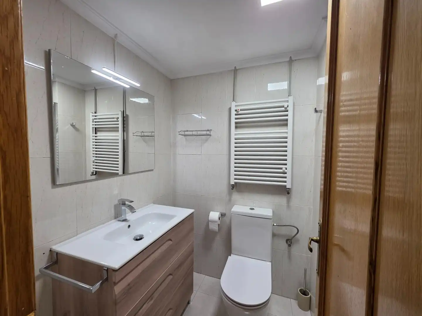 Bathroom of Flat for rent in Valencia  with Heating