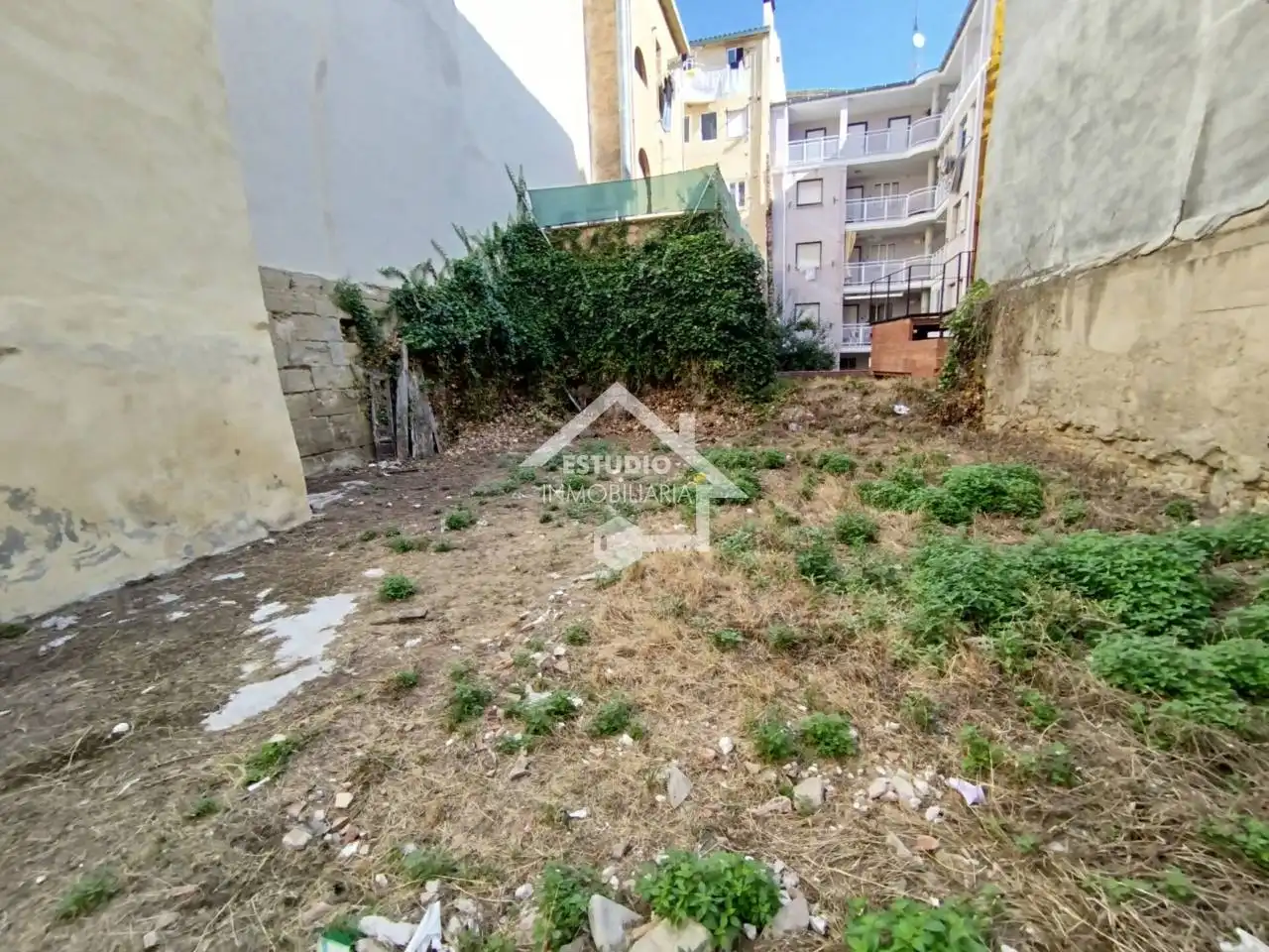 Grundstücke zum Verkauf in  Logroño