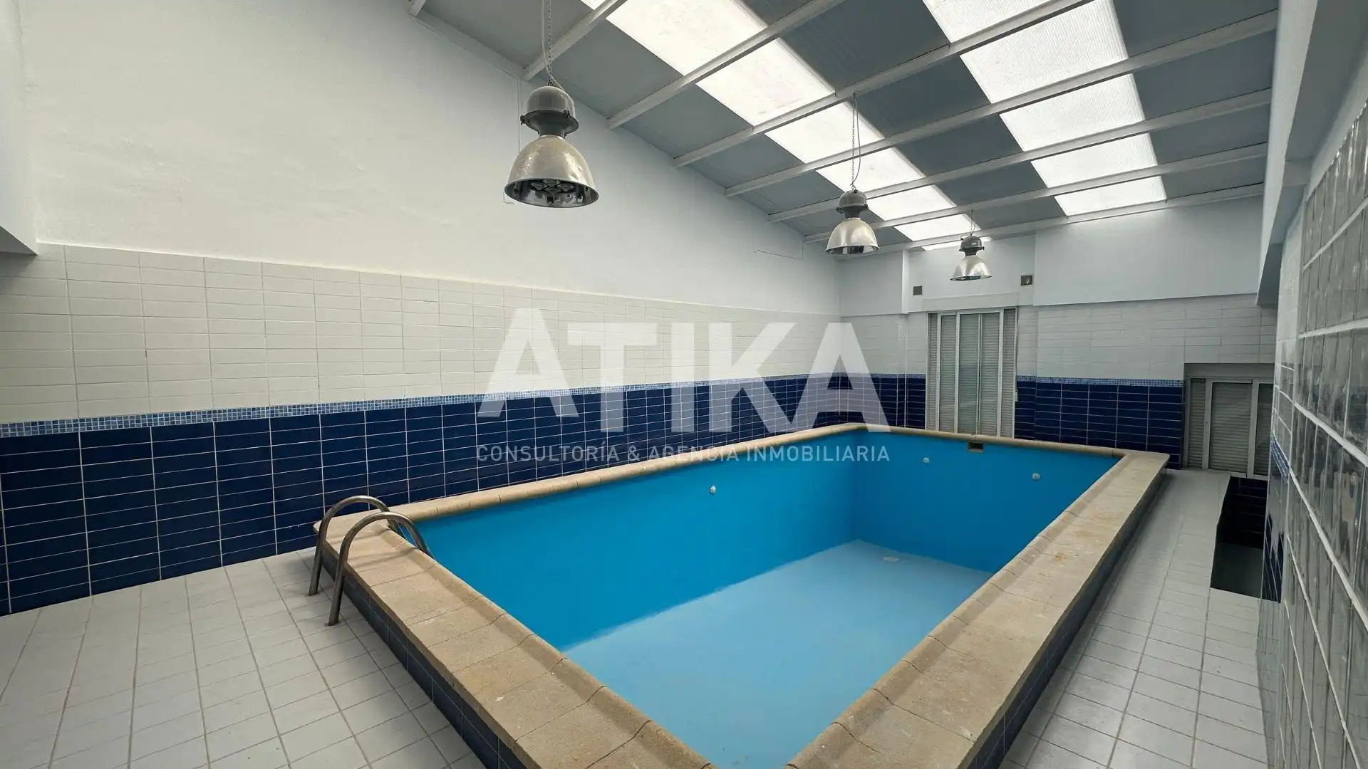 Piscina de Casa o chalet en venta en Banyeres de Mariola con Aire acondicionado, Calefacción y Terraza