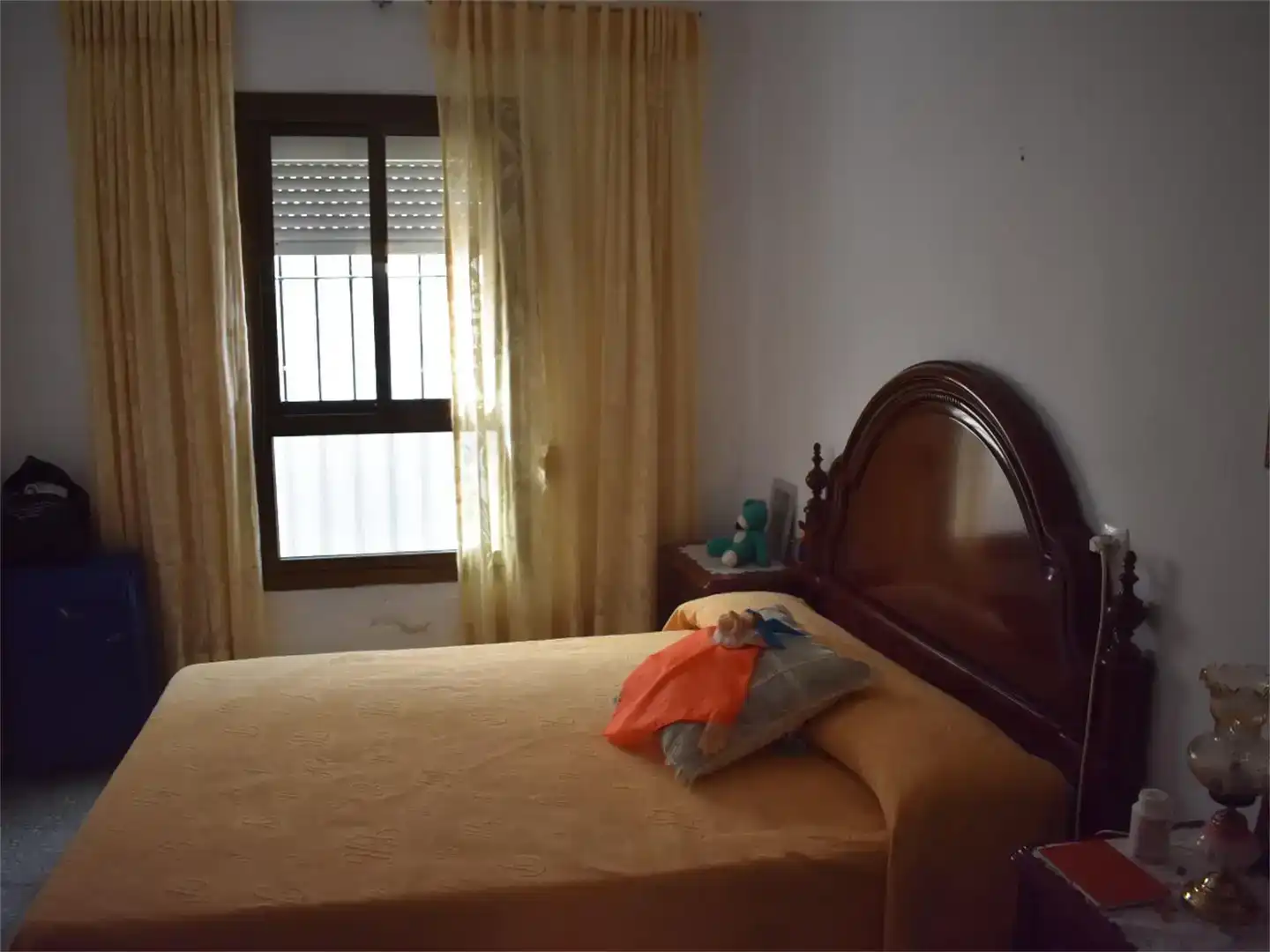 Dormitori de Casa adosada en venda en Majadas amb Aire condicionat, Traster i Moblat