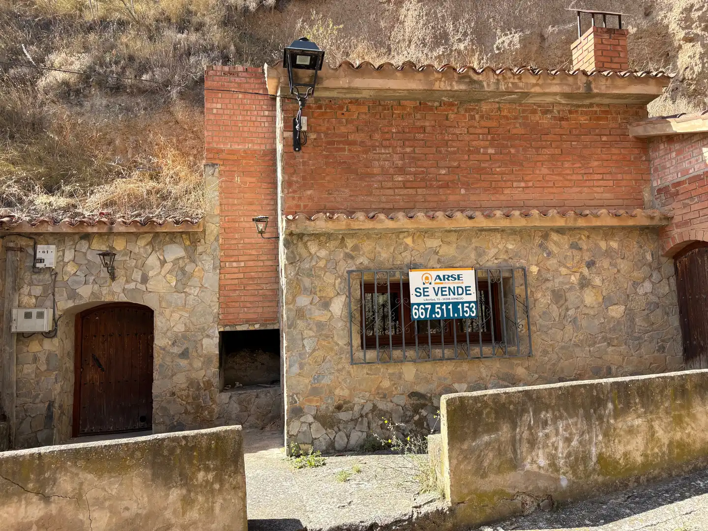 Vista exterior de Local en venda en Arnedillo
