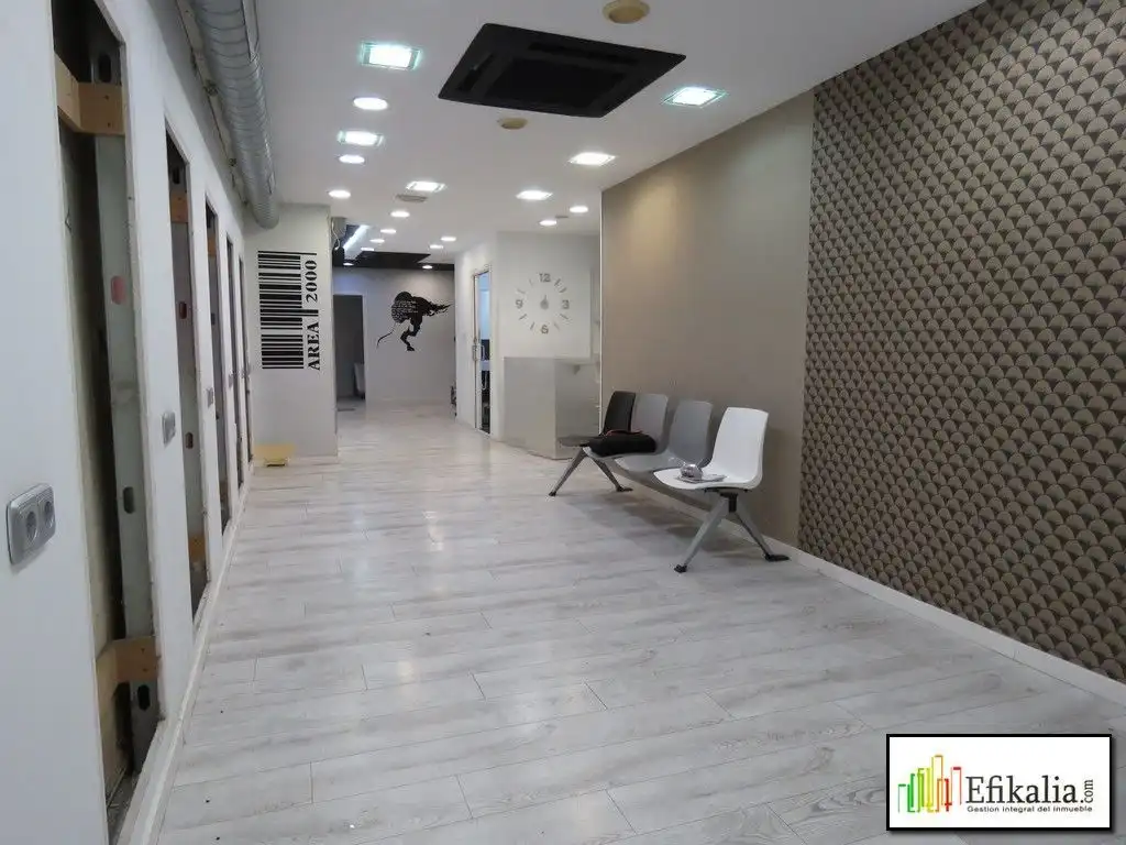 Local comercial en venda a Korreo 15, imagen 3