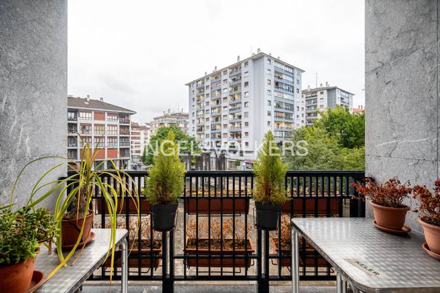 Apartamento en Venta en Anzaran Plaza en Pinar - Anaka - Belaskoenea