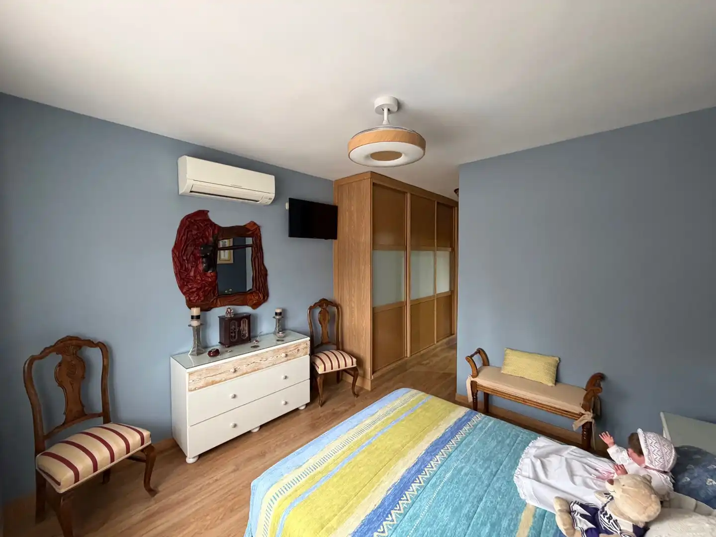 Habitación de Casa adosada en venta en Fuenlabrada con Aire acondicionado, Calefacción y Trastero