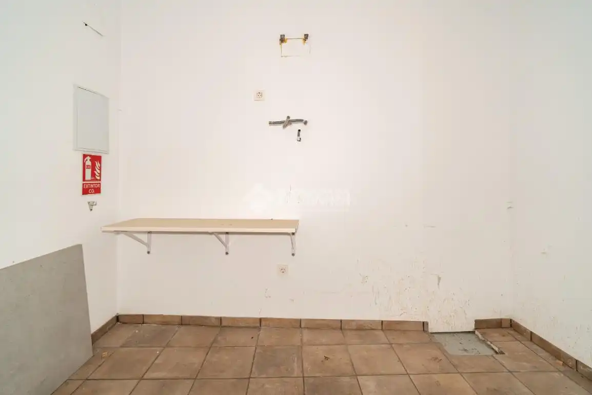 Commercial properties for sale in Granada
