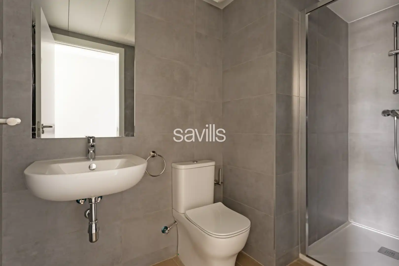 Bathroom of Flat for sale in Madrid  with Air Conditioner, Heating and Terrace
