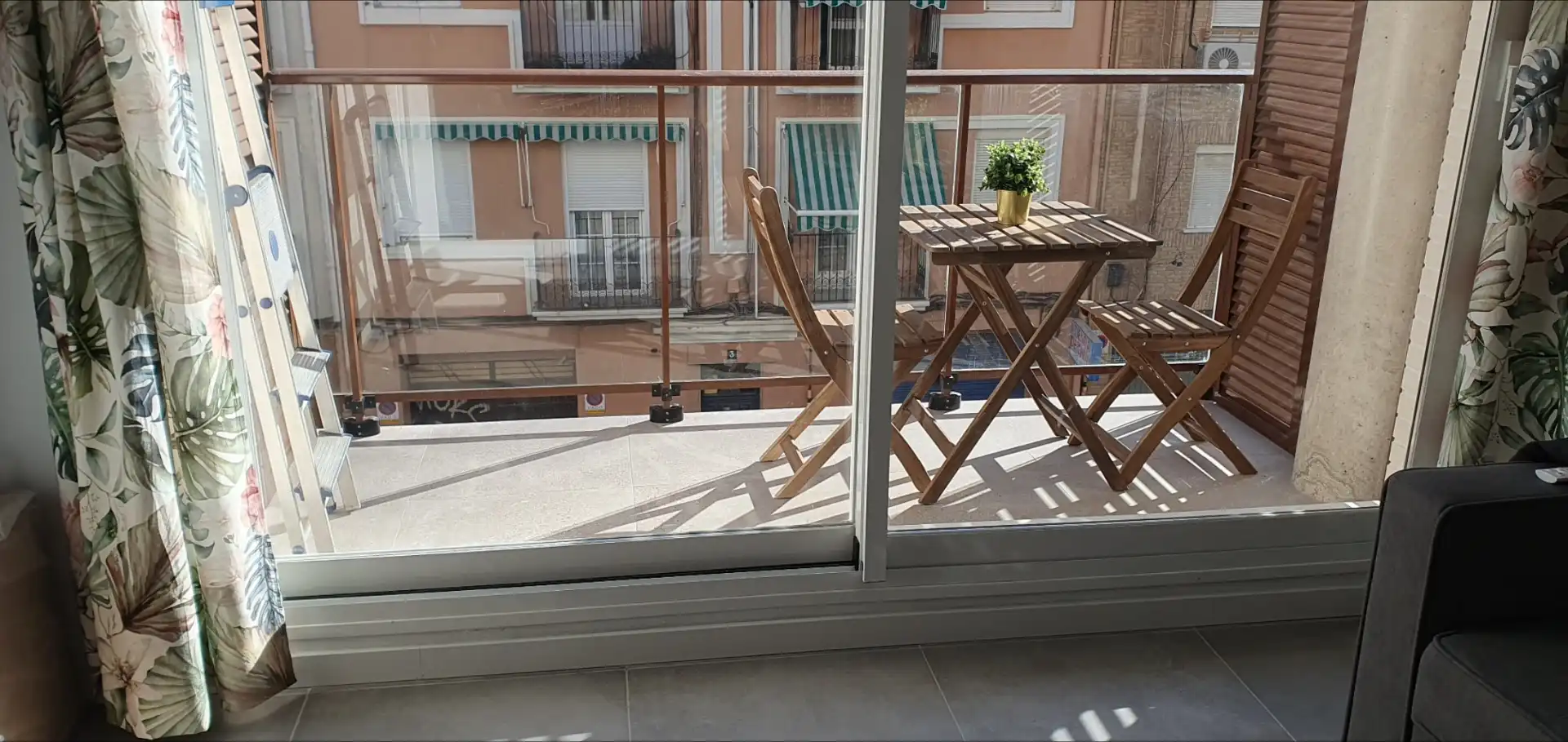 Balcony of Flat for rent in  Valencia Capital  with Balcony