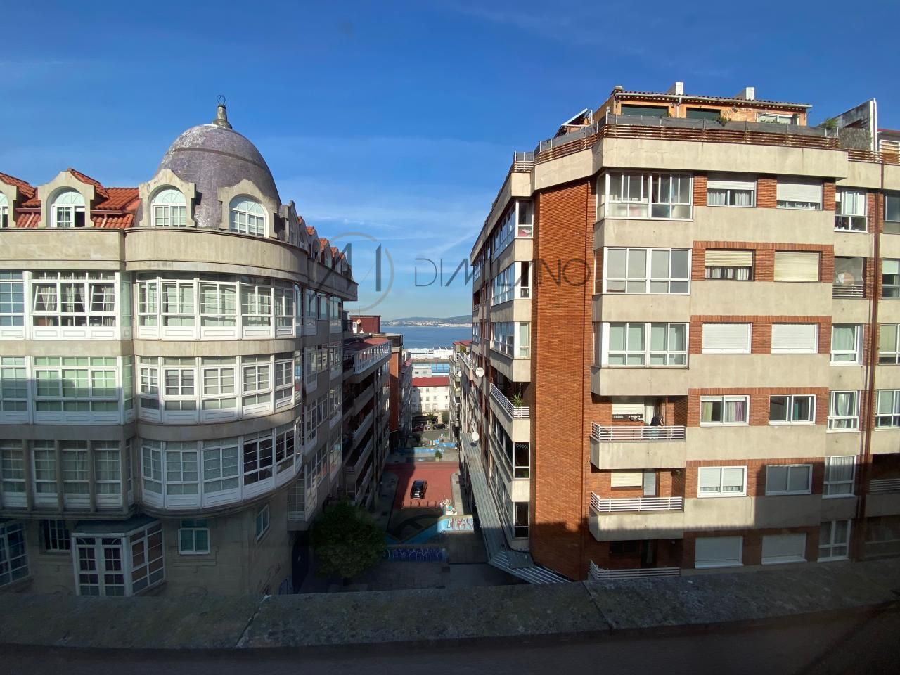 Exterior view of Building for sale in Vigo 
