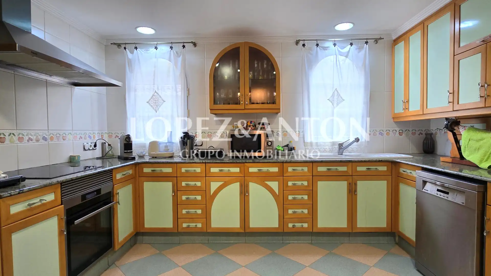 Cocina de Casa o chalet en venta en Benaguasil con Aire acondicionado, Jardín privado y Parquet