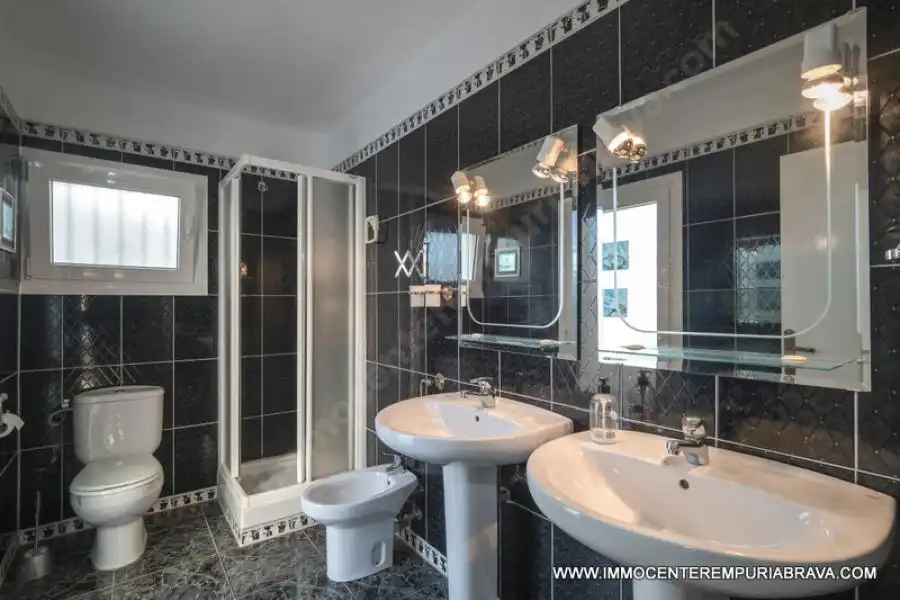 Chalet en venta en Muga - Gran Reserva - Badia, imagen 12