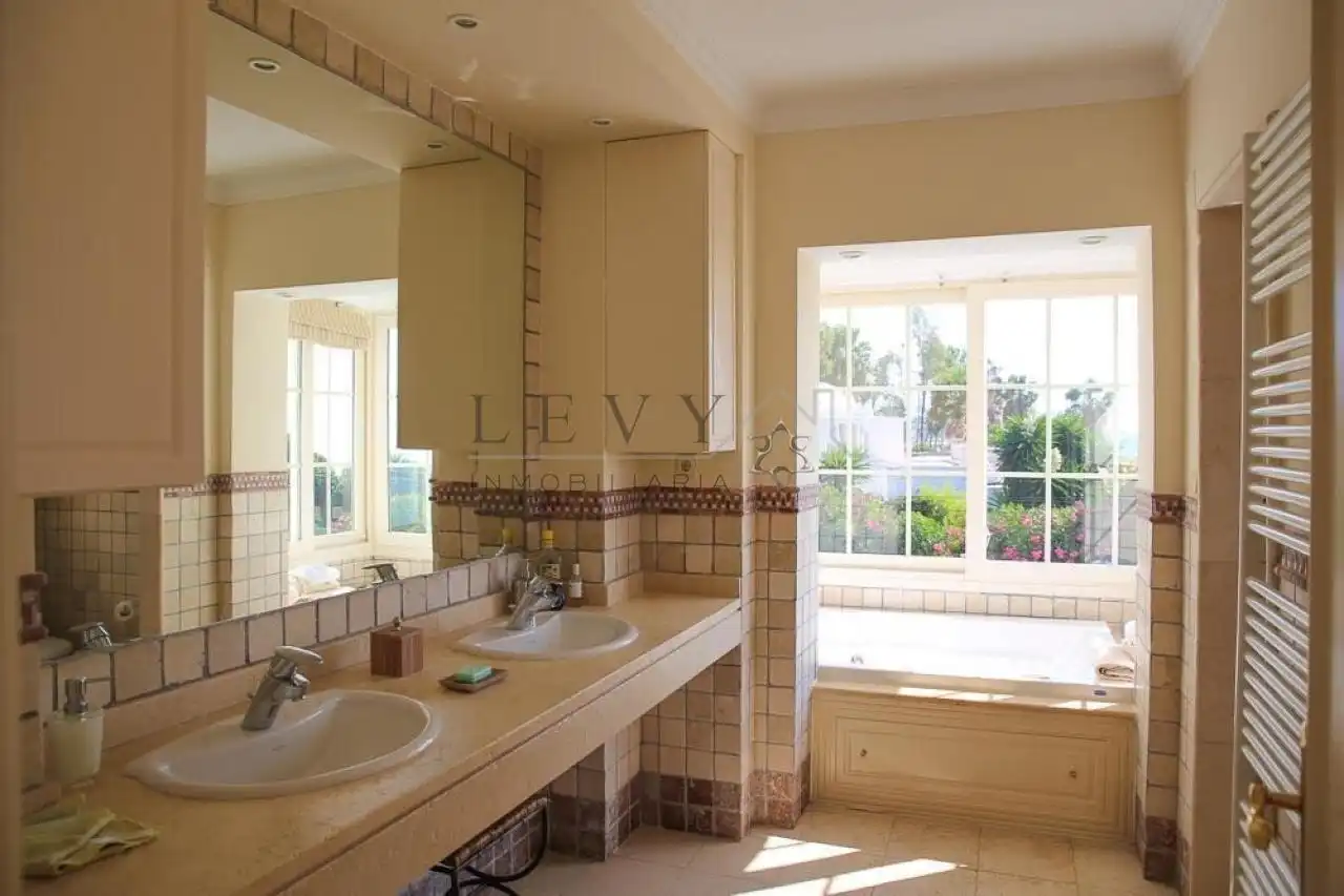 Maison avec piscine à vendre à Nueva Andalucía, imagen 13