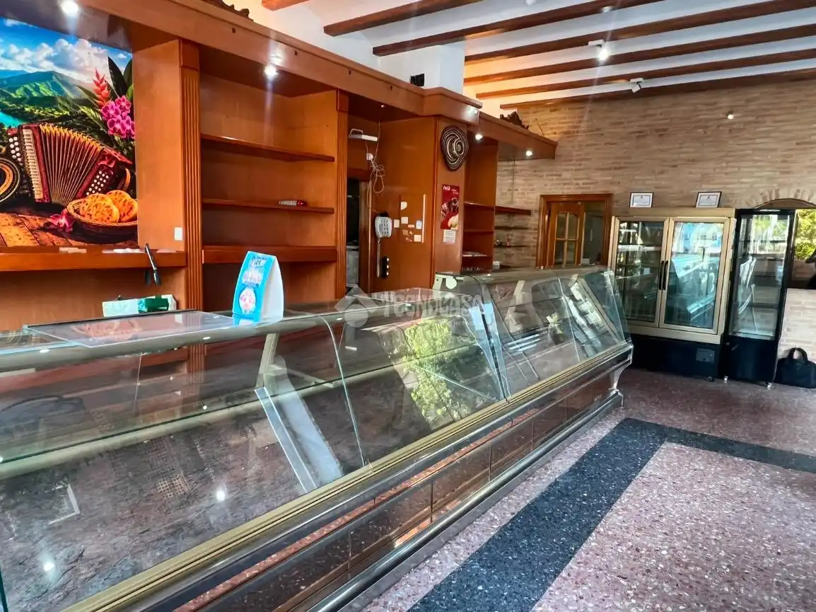 Local comercial en venda a Cardenal Benlloch