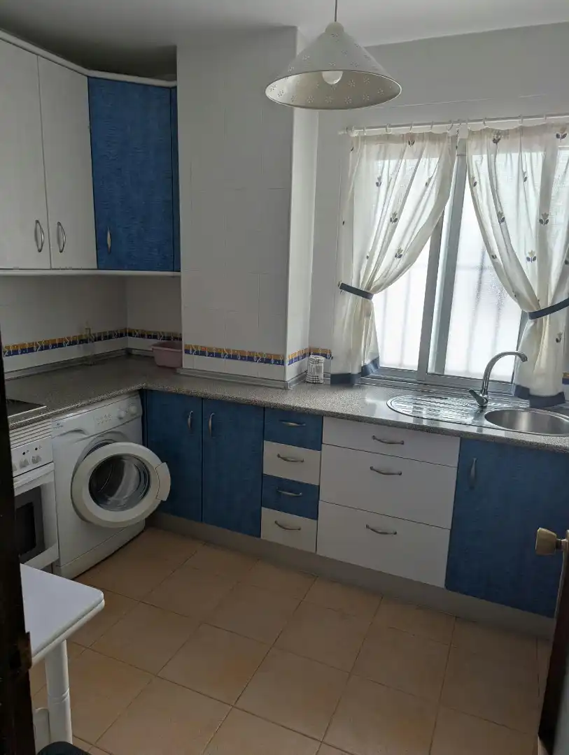 Kitchen of Flat for rent in Sevilla  with Air Conditioner, Terrace and Furnished