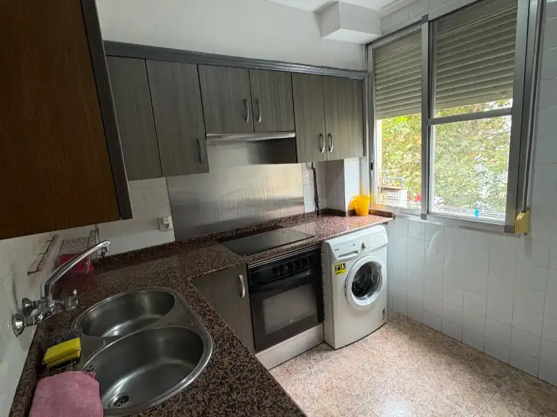 Wohnung zur Miete in Carrer Pintor José Mongrell, 7, L'Illa Perduda