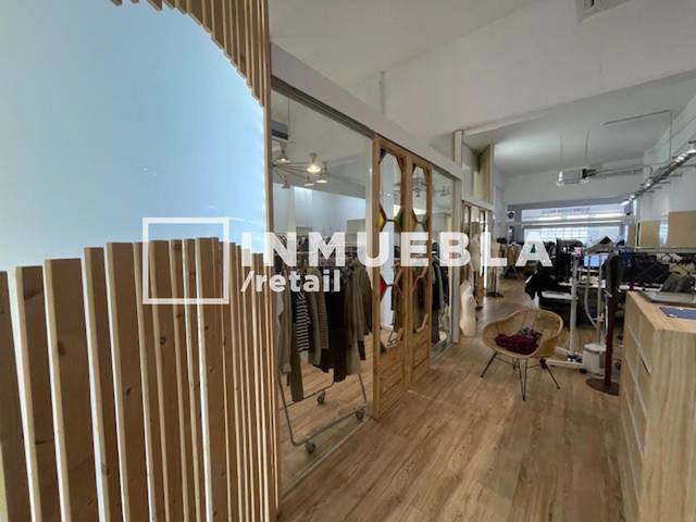 Local comercial en Venta en Josep Estivill en La Sagrera