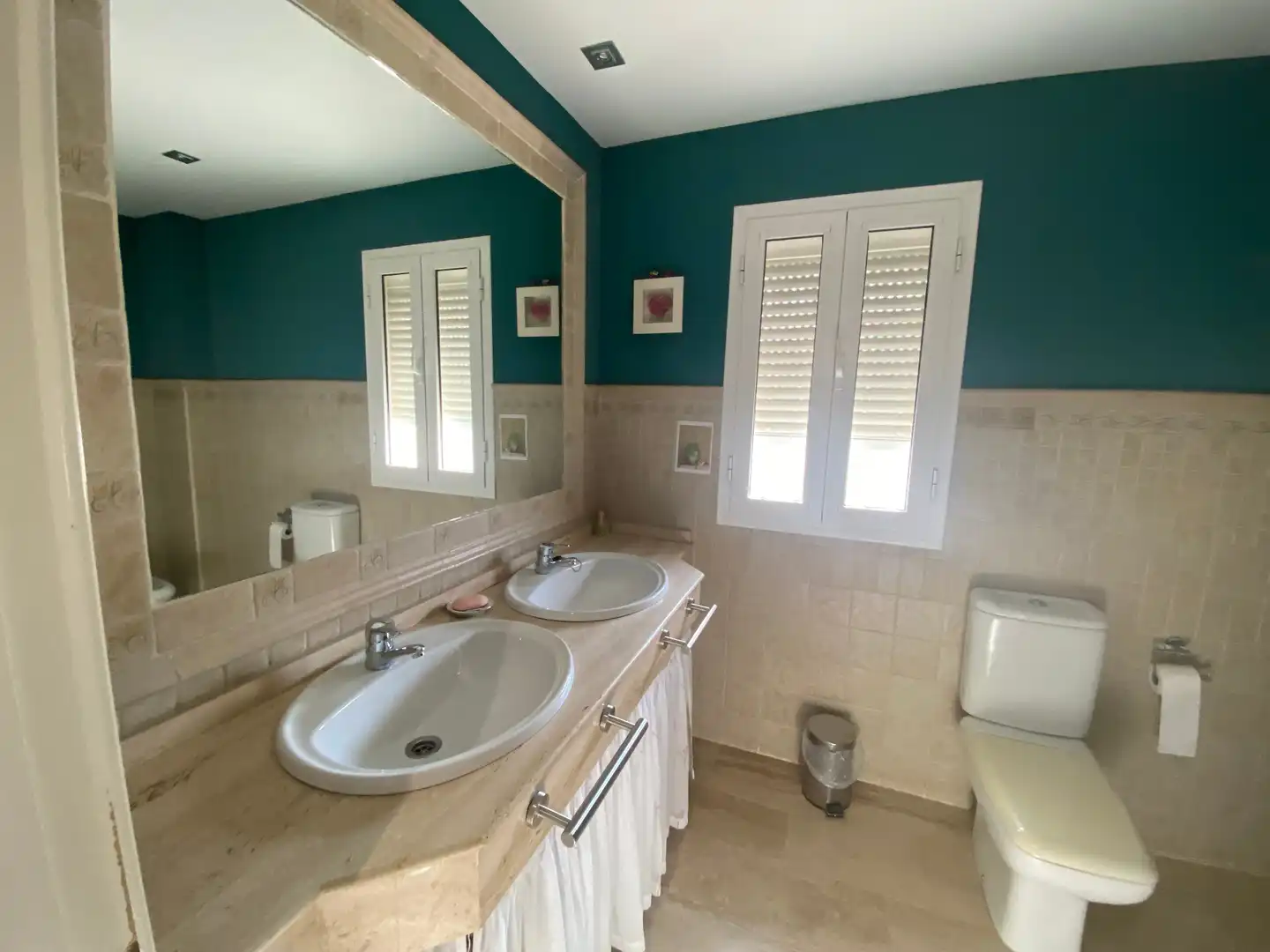 Baño de Casa o chalet en venta en Dos Hermanas con Aire acondicionado, Jardín privado y Terraza