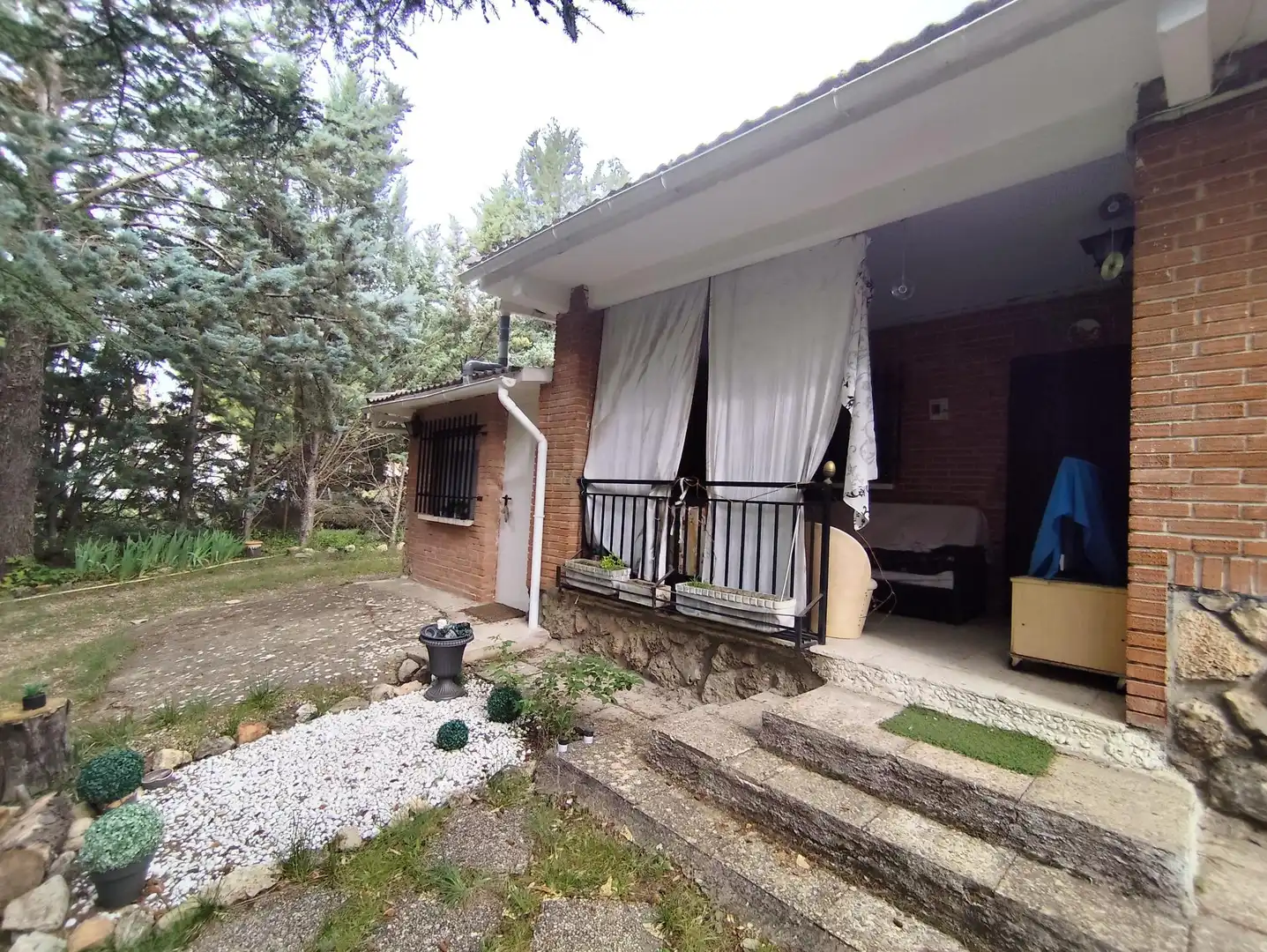 Jardí de Casa o xalet en venda en Hontoba amb Calefacció